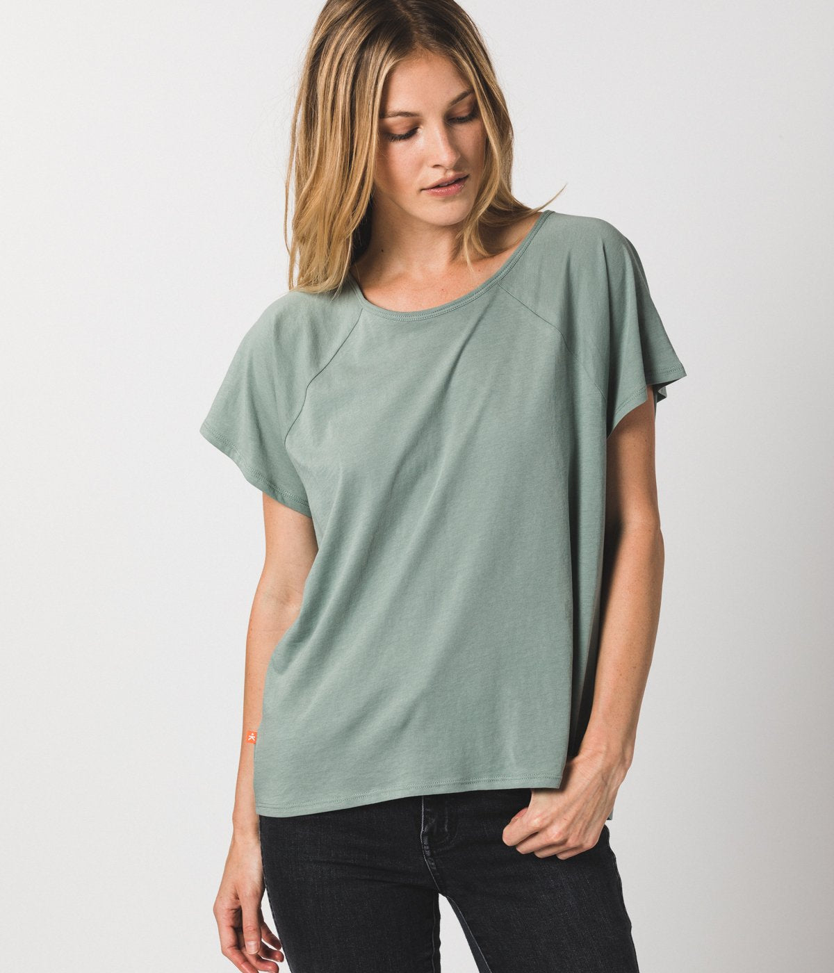 Women's Raglan Crew