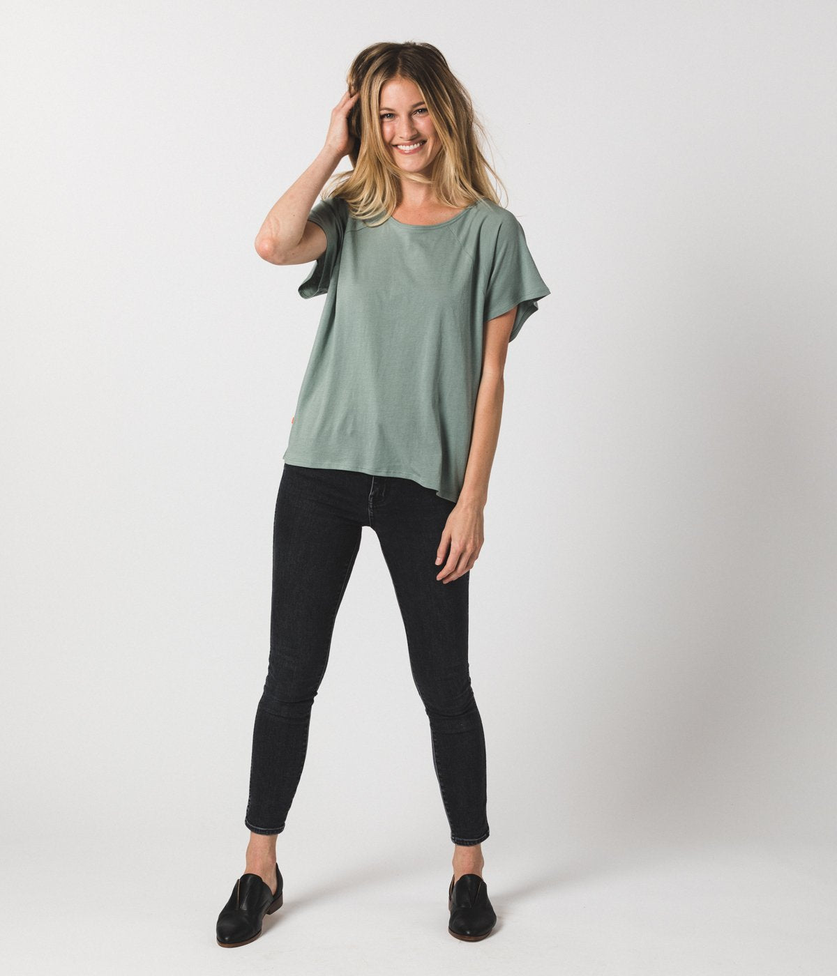 Women's Raglan Crew