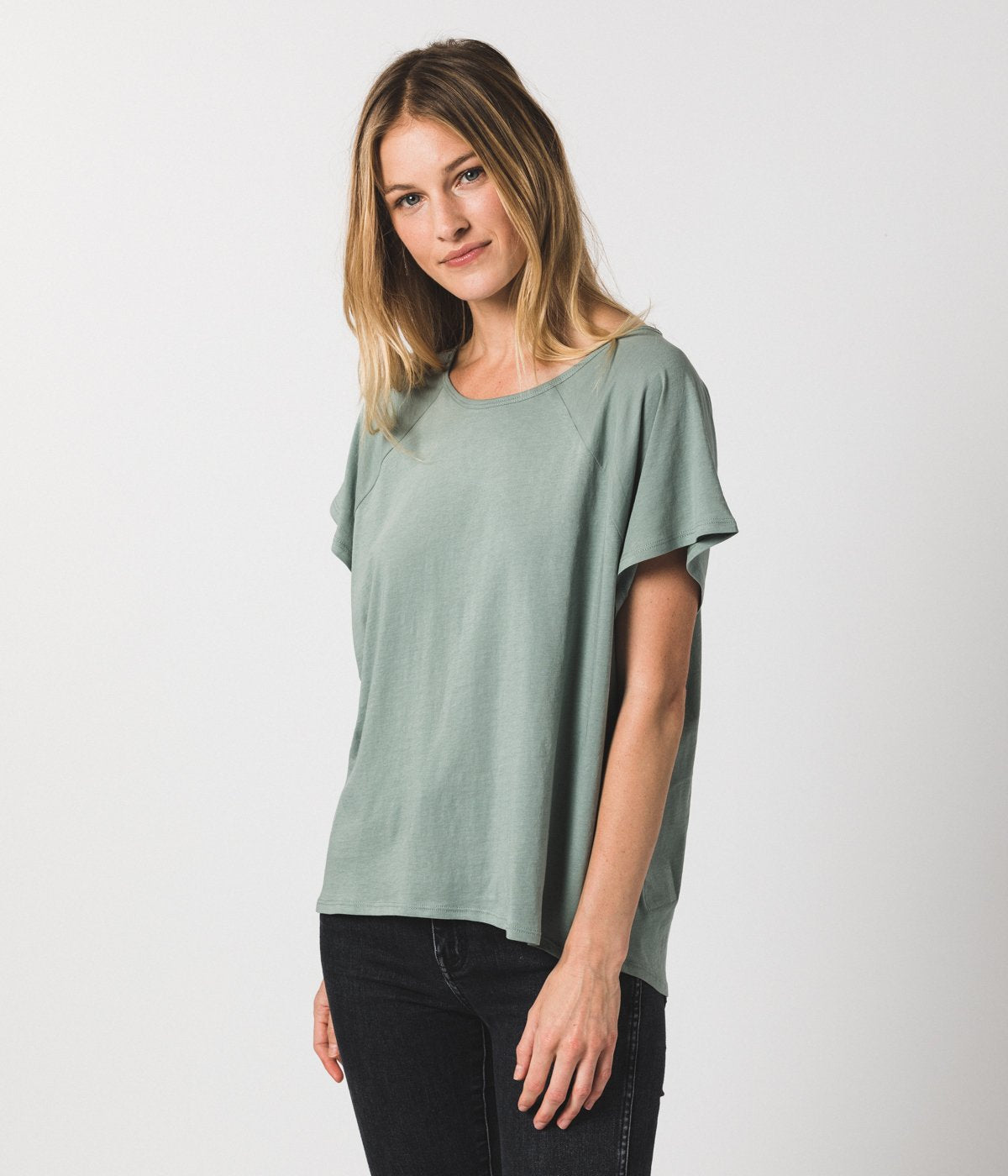 Women's Raglan Crew